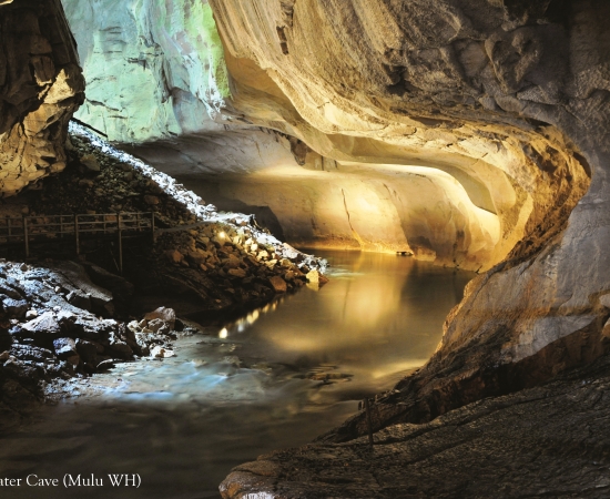 Clearwater-cave-Mulu-WH1-550x450